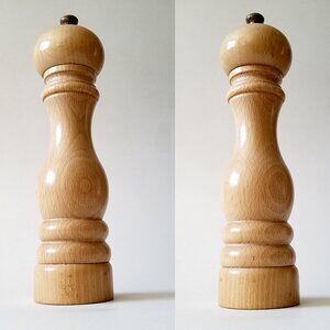 Peugeot Salt Mill Grinder Beechwood 8"